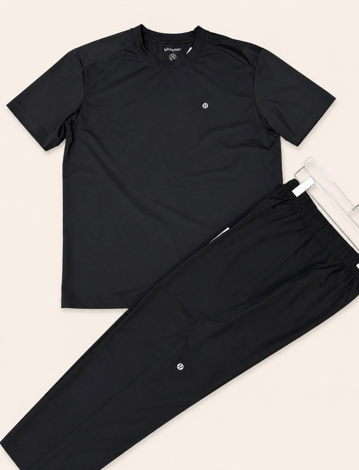 ENSEMBLE LULULEMON #1