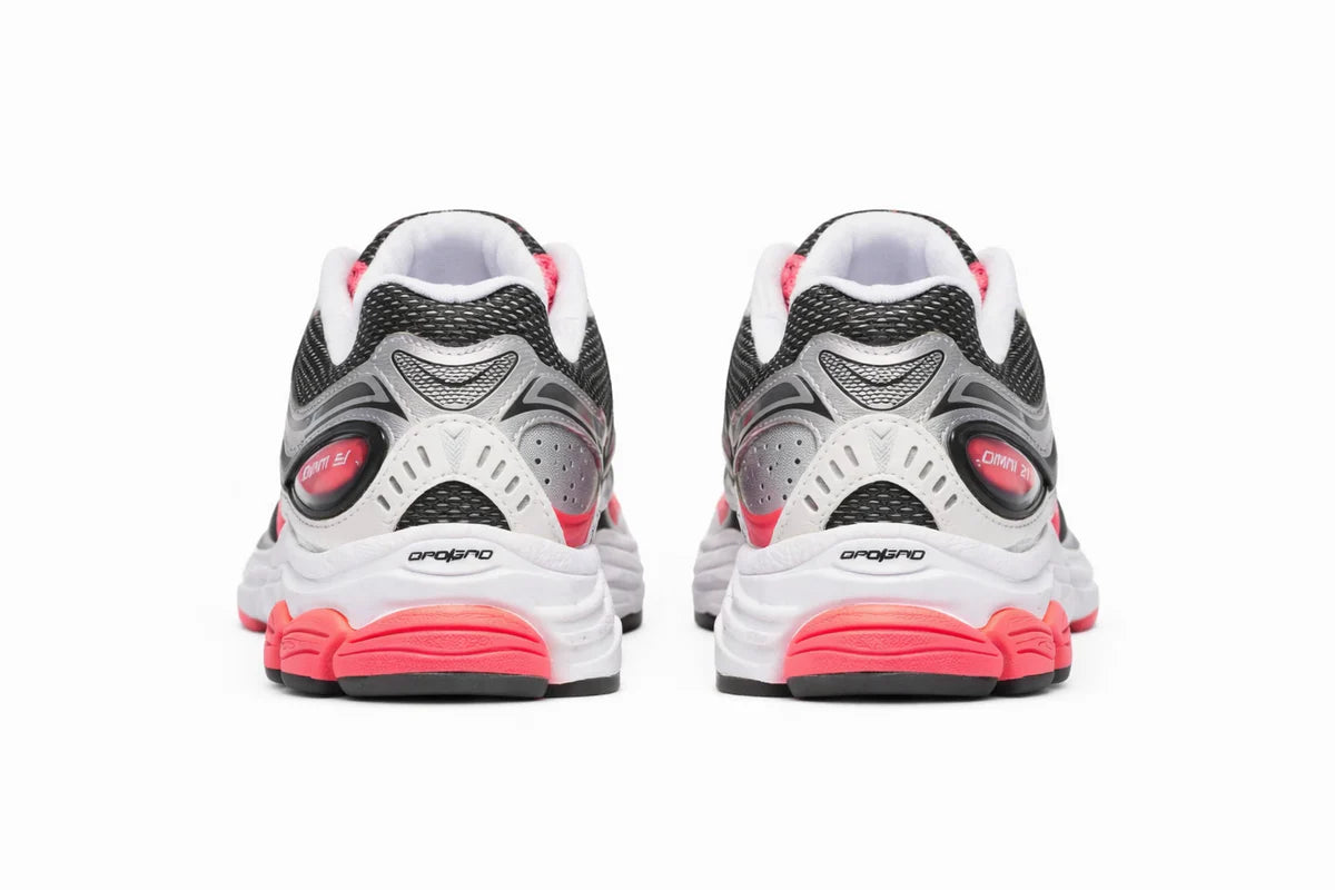 SAUCONY ROSE #9