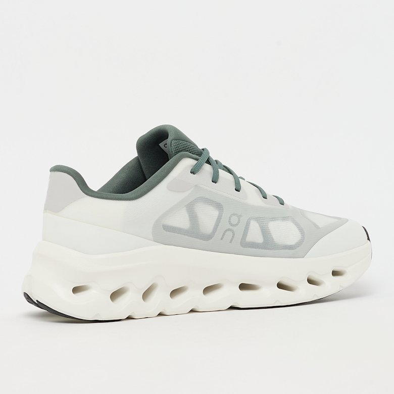 ON CLOUD NEW #11