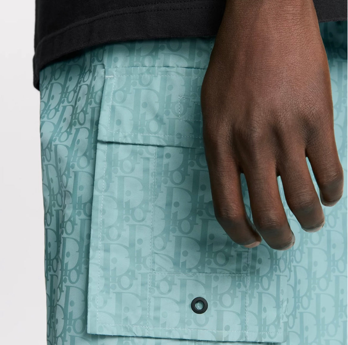 Short Dior Motif #4